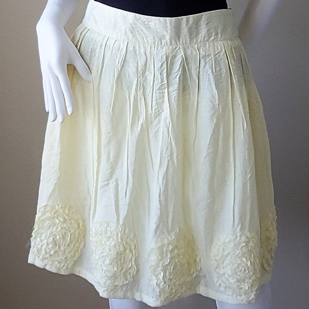 CRISS CROSS | Vintage Pale Yellow Mini Skirt | Size M